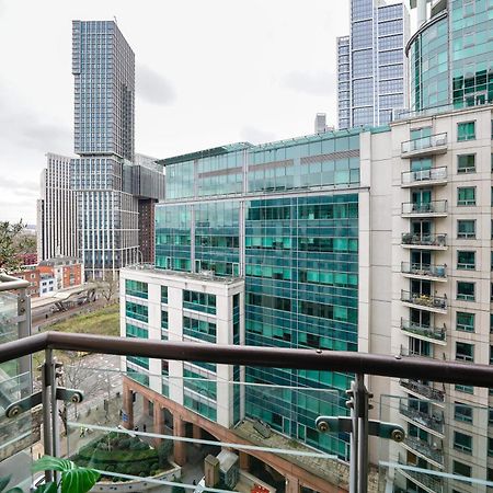 St George Wharf Apartment London Exterior photo